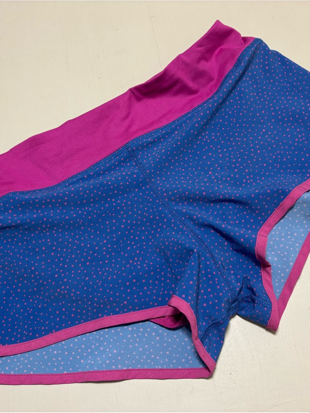 Rabbit Running Shorts Blue Pink Polka Dot Zipper Pocket Medium